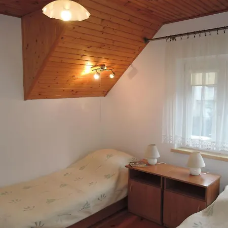 Terraced House In Near Promenade *